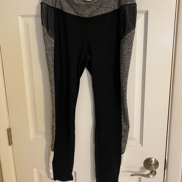 Three Pair Tangerine Leggings L - Picture 2 of 3